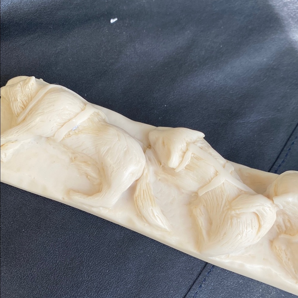 Cream Animal Carving Decor - Picture 2 of 6